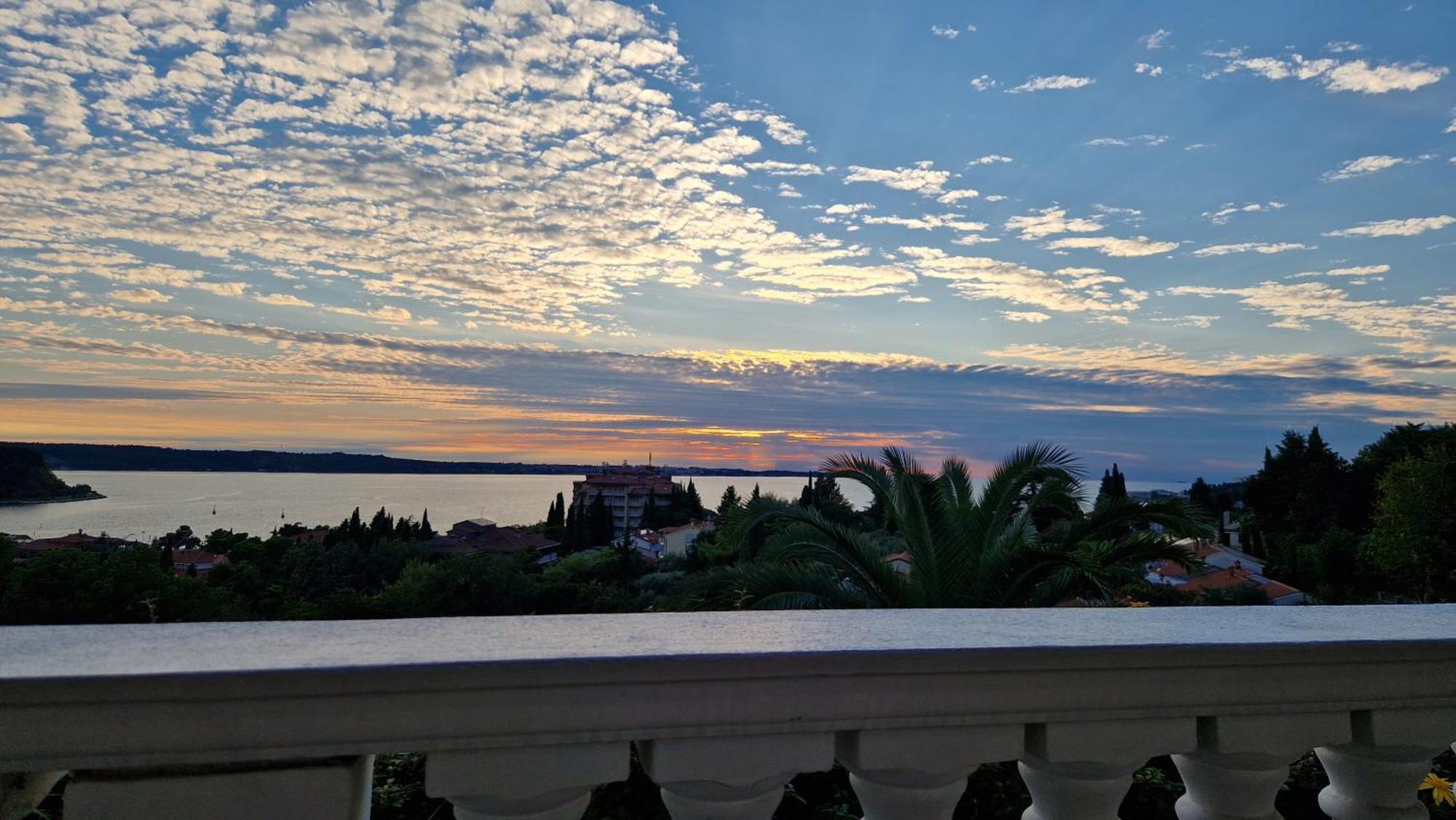 Apartments Ananina Portoroz Bagian luar foto